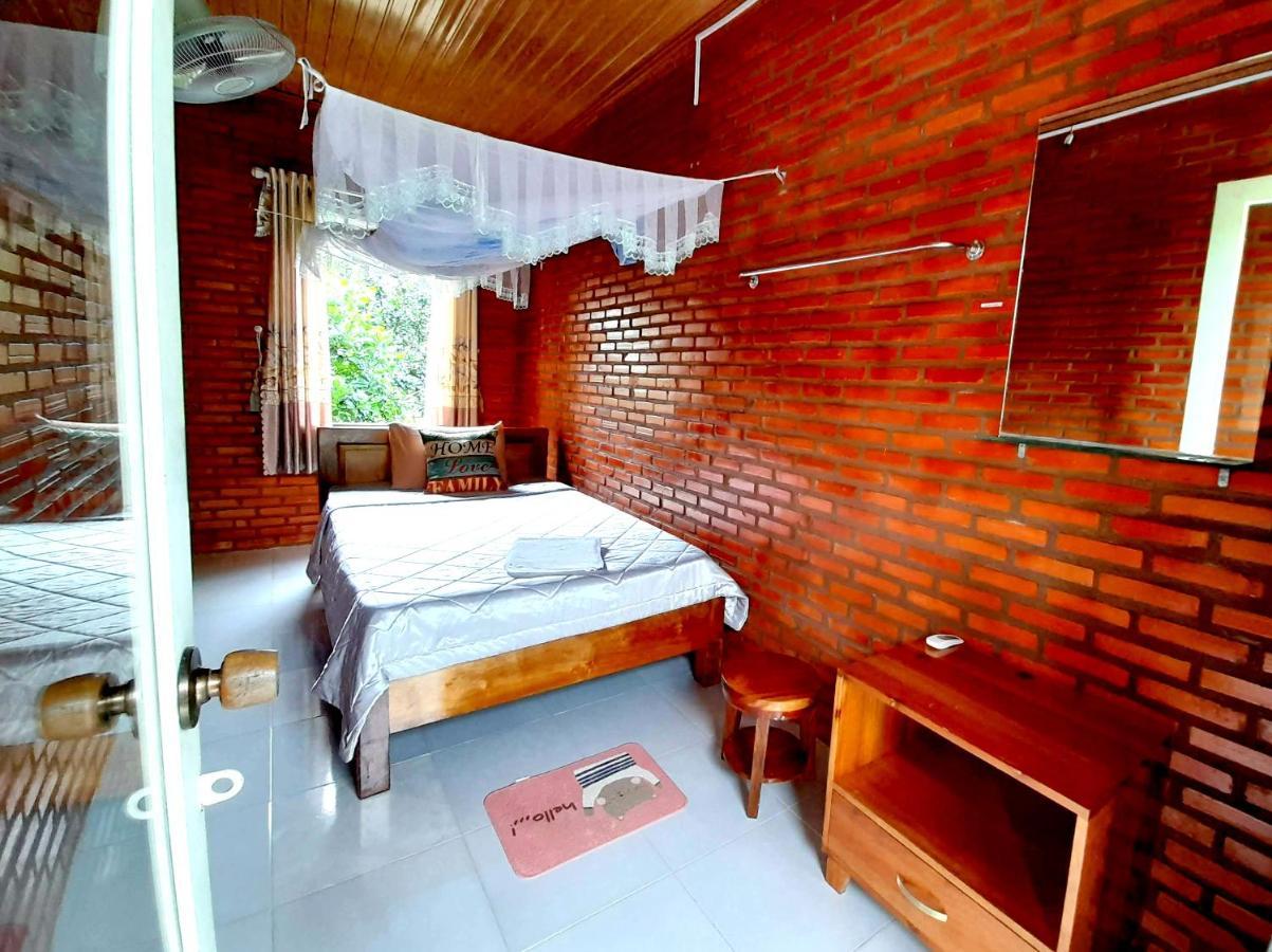 Cat Tien Backpackers Hostel 외부 사진