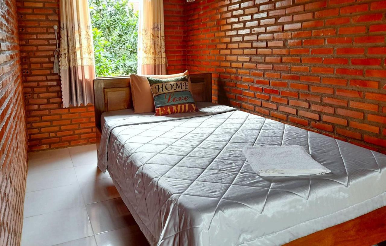 Cat Tien Backpackers Hostel 외부 사진