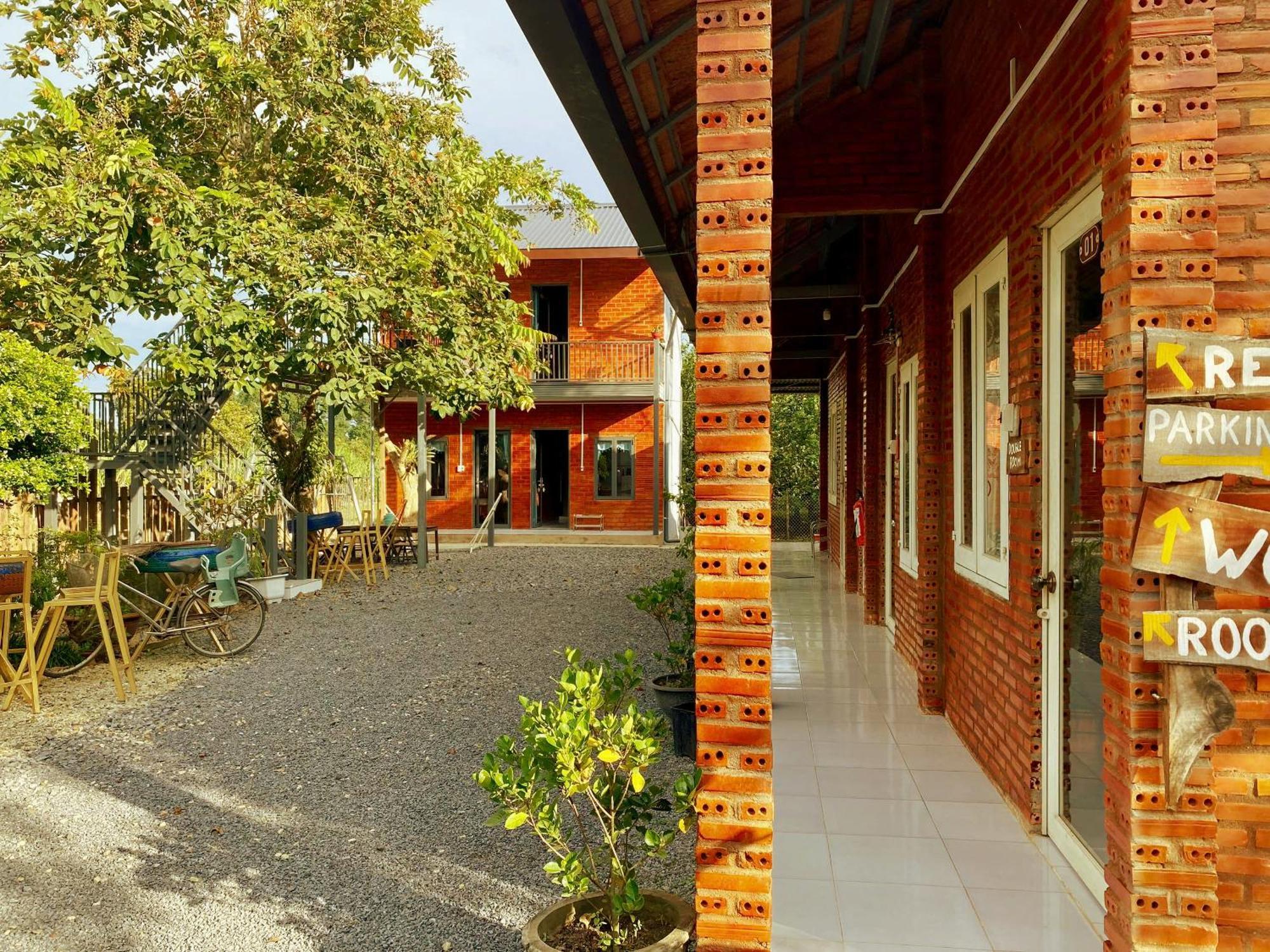 Cat Tien Backpackers Hostel 외부 사진
